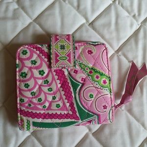 Vera Bradley wallet pink